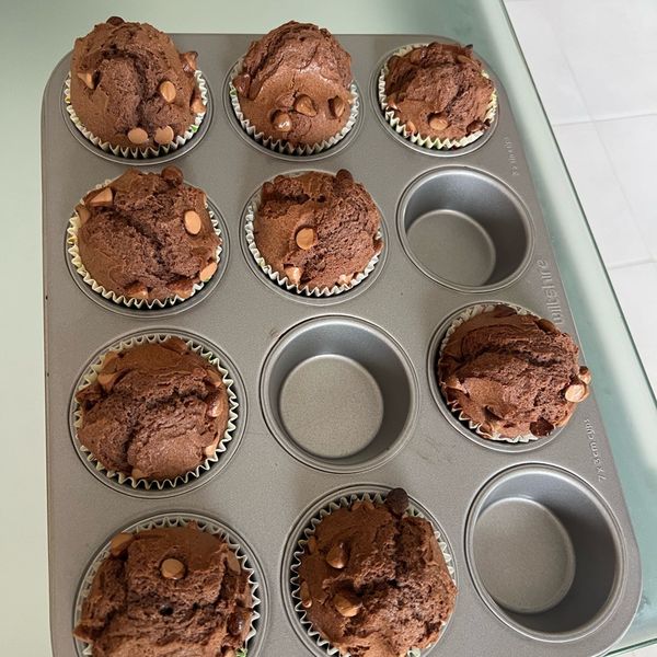 巧克力豆杯子蛋糕：Cara 一起做