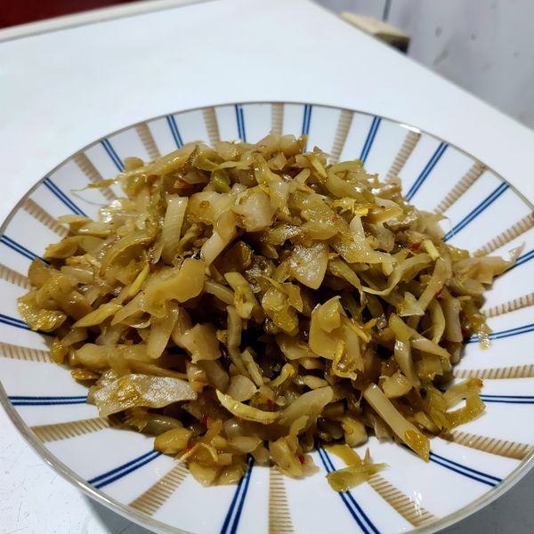 炒酸菜 : 鈺如一起做