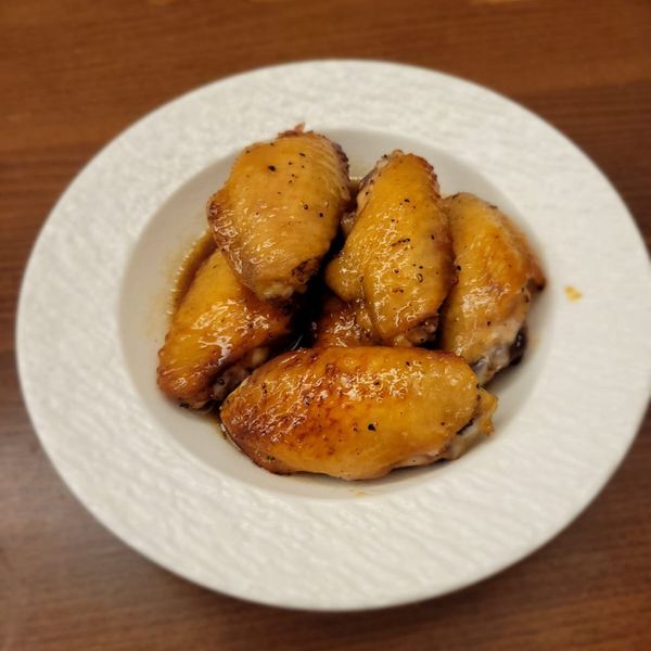 蜂蜜烤雞翅：🍅蕃茄廚房～寵老婆的男人輕料理 一起做