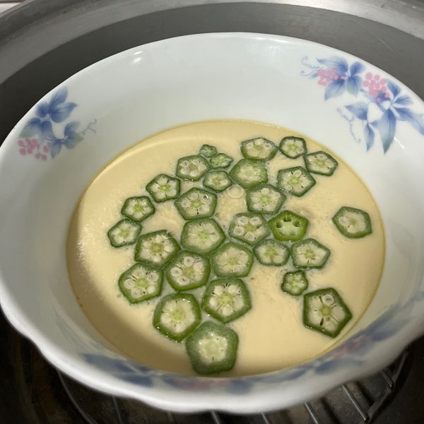 秋葵蒸蛋 : 吳樂樂一起做