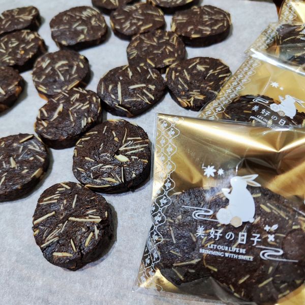 巧克力杏仁餅乾：Tintin Hu 一起做