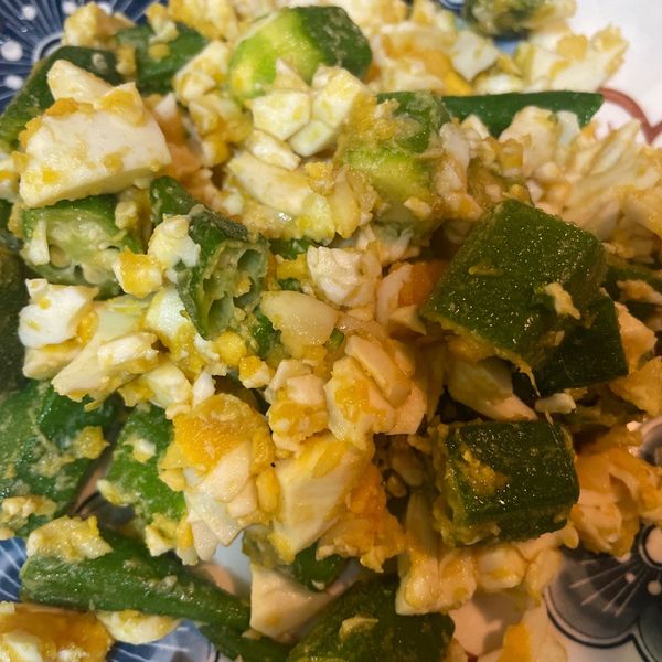 鹹蛋炒秋葵：YL Wang 一起做