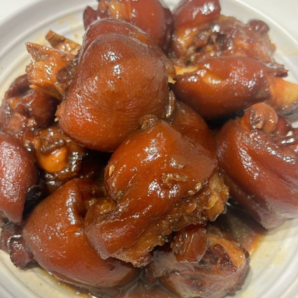 冰糖滷豬腳：宣 一起做