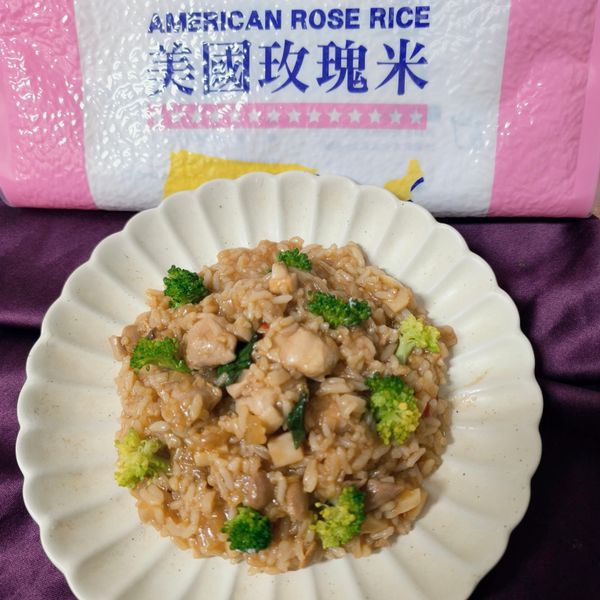 【跟著做活動食譜】香辣嫩雞燉飯 : 鄭恬一起做