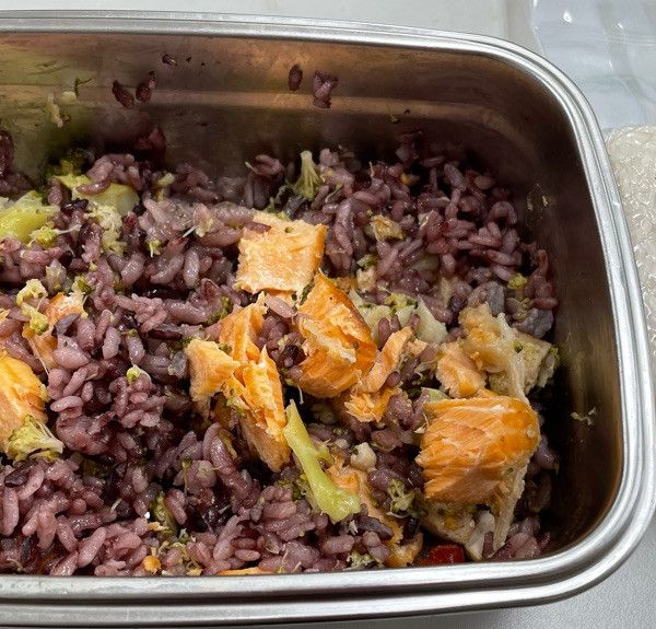 【跟著做活動食譜】翡翠鮭魚菜飯 : 阿怡一起做