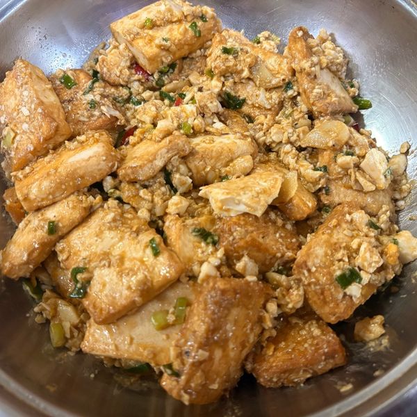 金沙豆腐（家常版） : 肉包子餵歐告🌱一起做