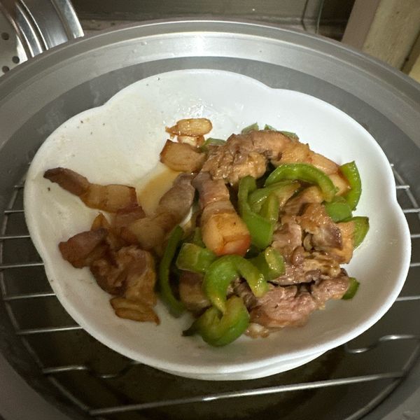 五花肉炒青椒 : Kero Z一起做