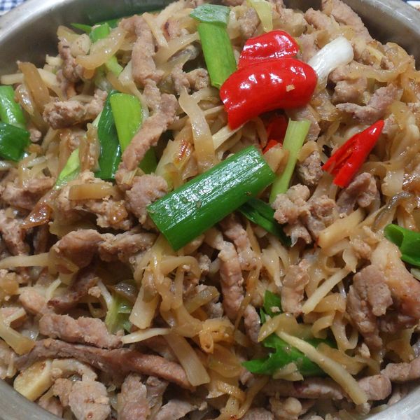 ㄚ曼達的廚房~榨菜肉絲 : Amy一起做