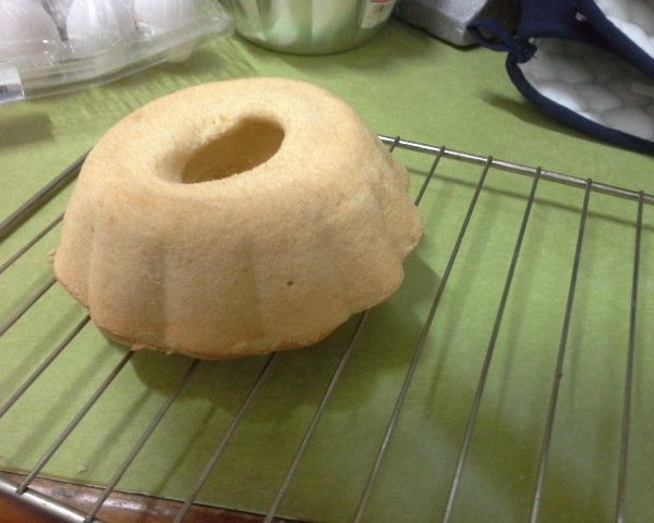 香蕉戚風蛋糕(Banana Chiffon Cake)：豬豬🐷 一起做