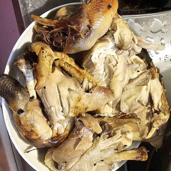 茄苳蒜頭雞 : 小芳一起做