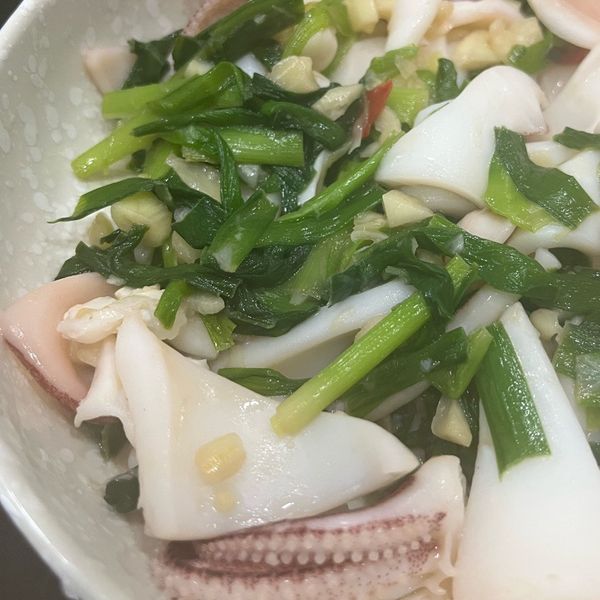 韭菜炒透抽：crscherry 一起做