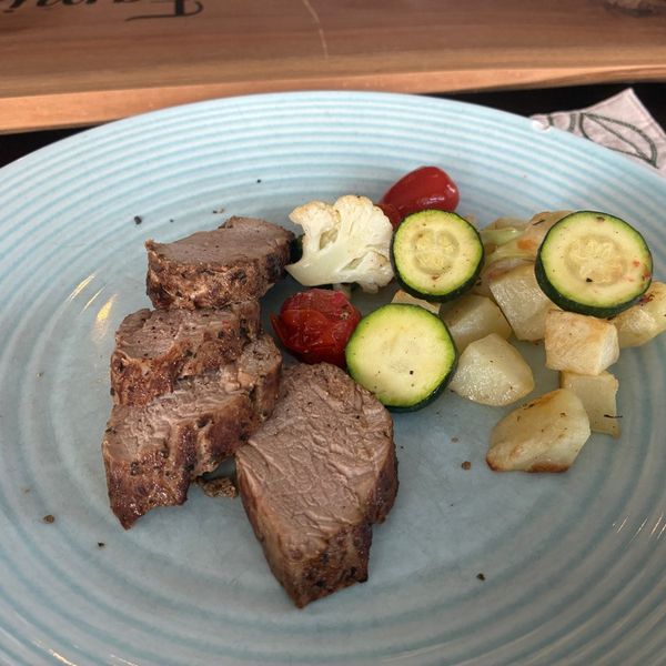 香草嫩烤豬小里肌 : 卡爾登的阿姨❄️一起做