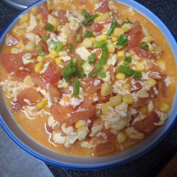 玉米蕃茄炒蛋 : 張美茵一起做