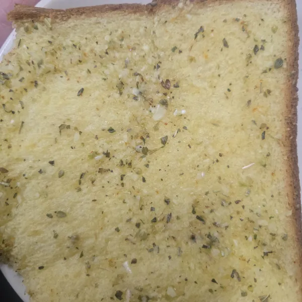 自製大蒜抹醬～只要4種材料（附影片） : 邱莉芳一起做