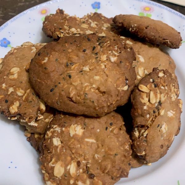 超健康～橄欖油芝麻麥片餅乾：丸子🍡 一起做