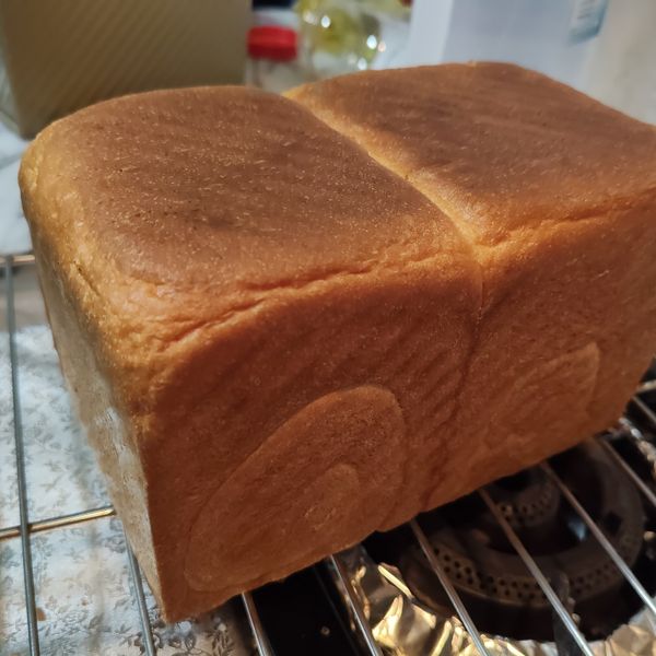 12兩牛奶吐司 : 小懶豬一起做