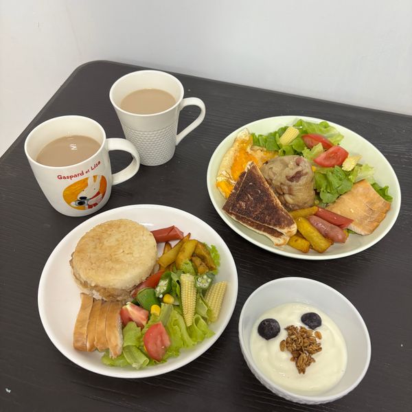 早餐吃什麼？氣炸黃金雞腿排早午餐 : 肖肖廚一起做