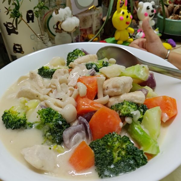 奶油燉菜 : 呂小悠一起做