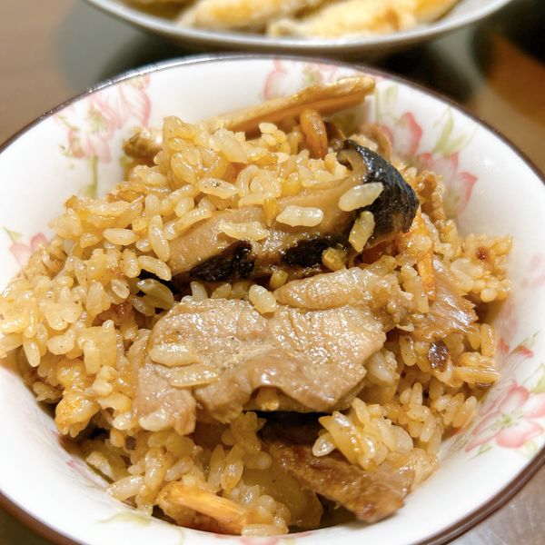 松阪麻油飯_電子鍋料理 : 熊熊一起做