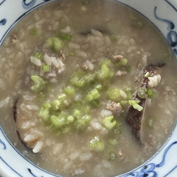 芋頭香菇瘦肉粥/鹹粥 : Jocelyn Sung一起做