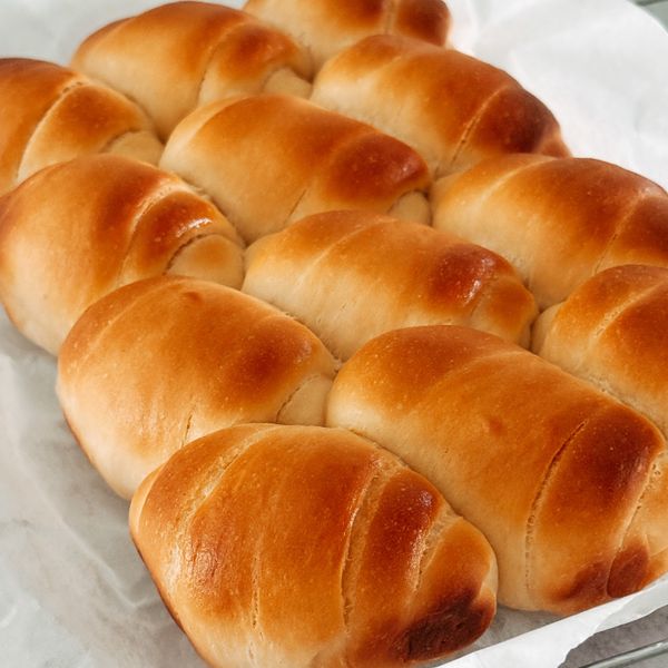 手揉奶香包、熱狗麵包（愛與恨老師配方）：曾綺綺 一起做