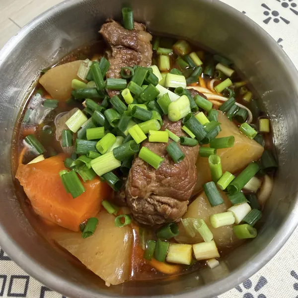 紅燒牛肉:邱元元 一起做