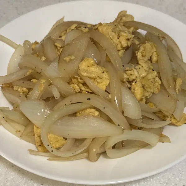 洋蔥炒蛋 : 游甯喬一起做