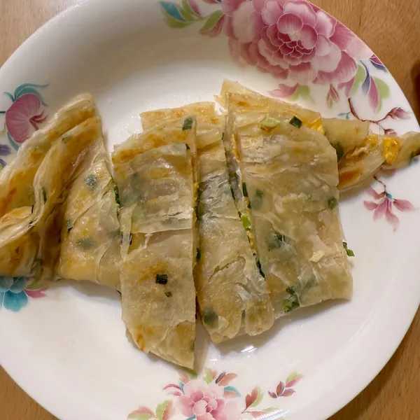 蔥油餅加蛋 : 💕愛麗絲料理樂園一起做