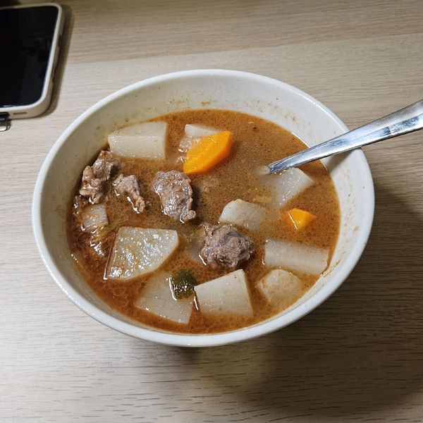 清燉牛肉蘿蔔湯 : Lily一起做