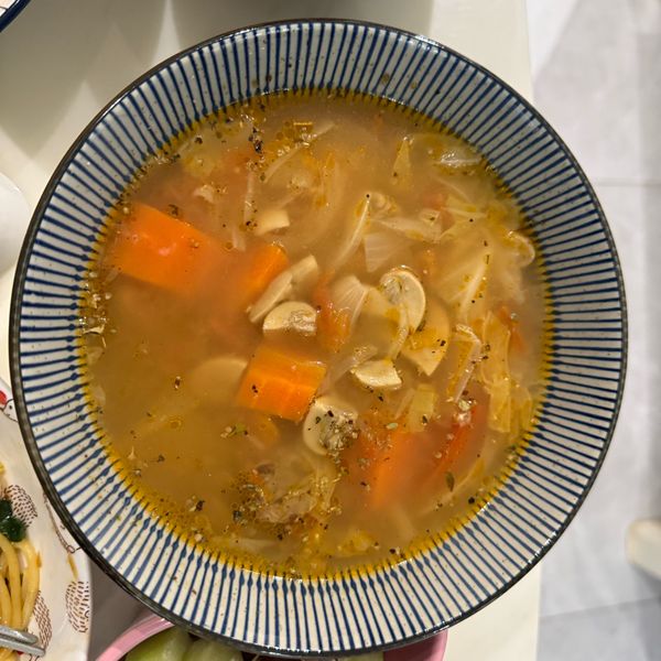 義式蕃茄牛肉蔬菜湯(一鍋到底真方便!) : Ann Lu一起做