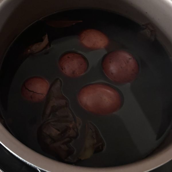 茶葉蛋 (家樂福滷包)~簡單隨手做 : 白玉芳一起做