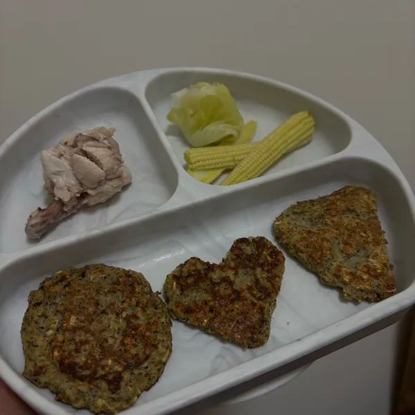 寶寶手指食物-香蕉燕麥蛋糕(10m):Woo 一起做