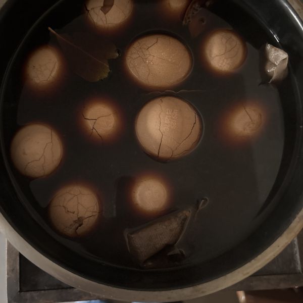 (一起做) 小火慢煮茶葉蛋 : 白玉芳一起做