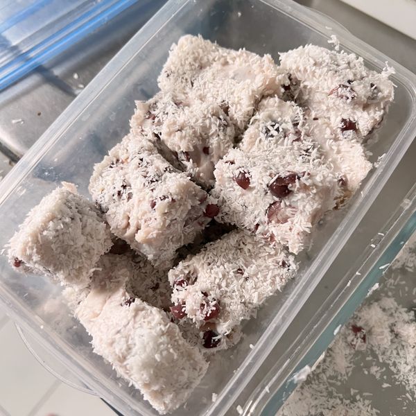椰香紅豆雪花糕 : 迪亞 Diago一起做