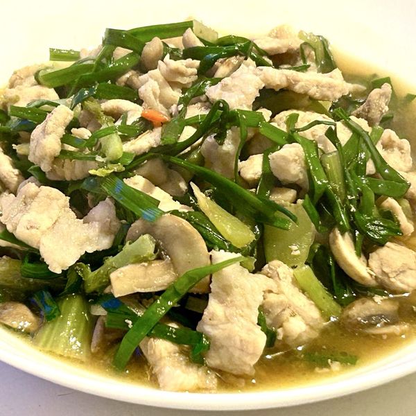韭菜花炒肉絲 : R一起做