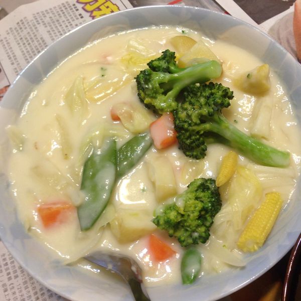 ♫【深夜食堂】奶油燉菜「クリームシチュー」 : Ya Ting Pan一起做