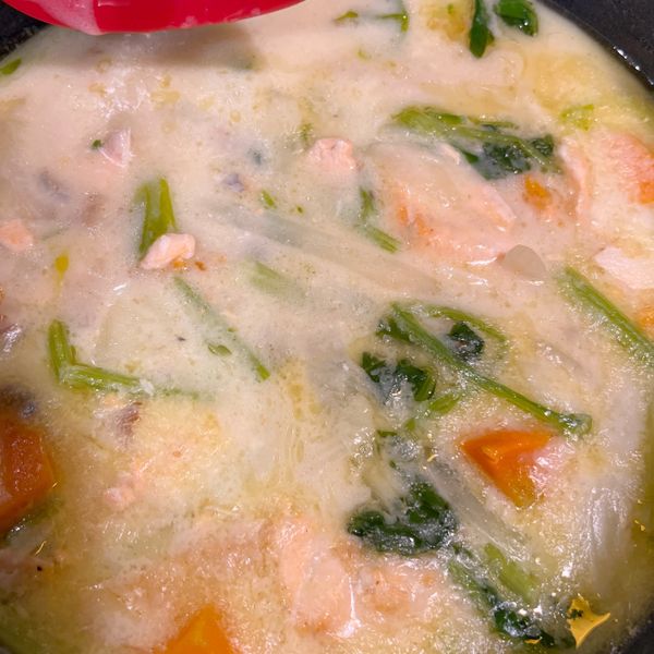 鮭魚奶油燉菜：Tingirl 一起做