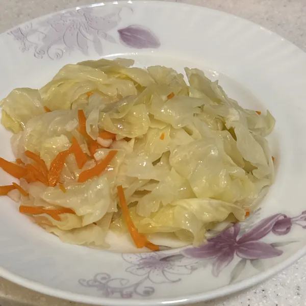 炒高麗菜：游甯喬 一起做
