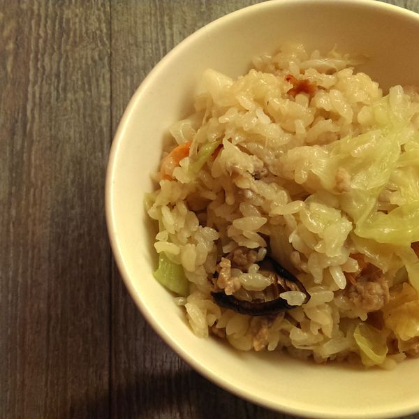 香菇高麗菜炊飯 : 張夢遊一起做
