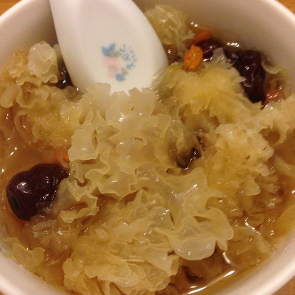 貝兒實驗室。紅棗銀耳羹：林娃娃 一起做