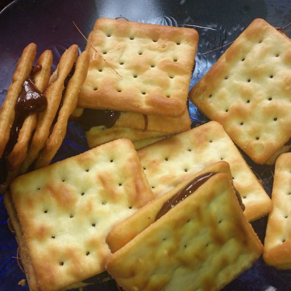 超完美香濃牛軋糖蘇打餅l : 陳政藝一起做