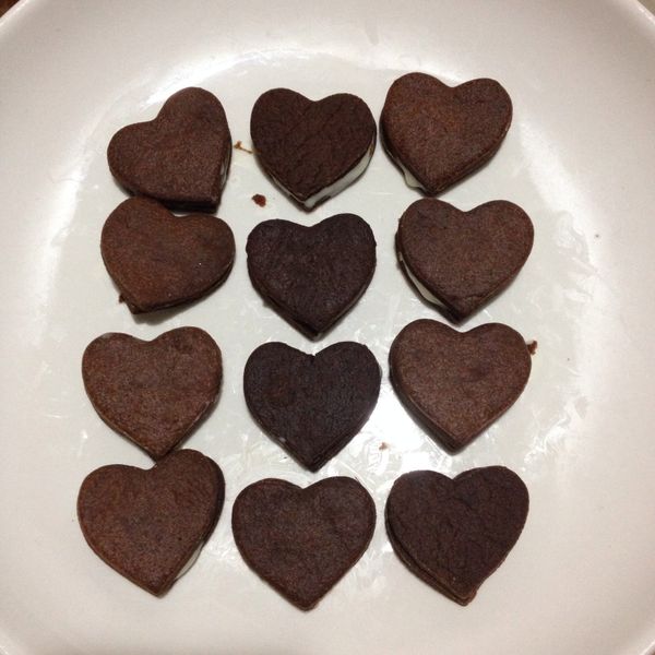 【肉桂打噴嚏】情人節手工巧克力餅乾:Helen Chang 一起做