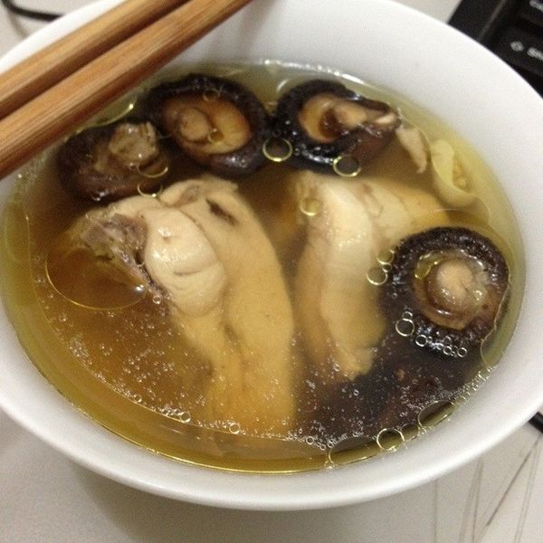 香菇栗子雞湯：Pan Ting 一起做