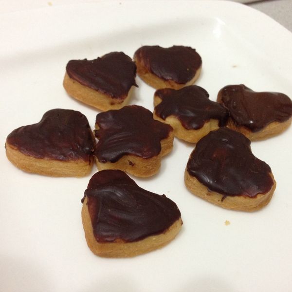 【肉桂打噴嚏】情人節手工巧克力餅乾:Yvonne Wei 一起做