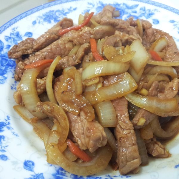 洋蔥炒肉絲 : Iris Fan一起做