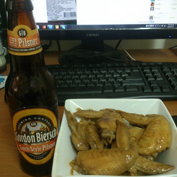 啤酒雞翅:楊旻臻 一起做