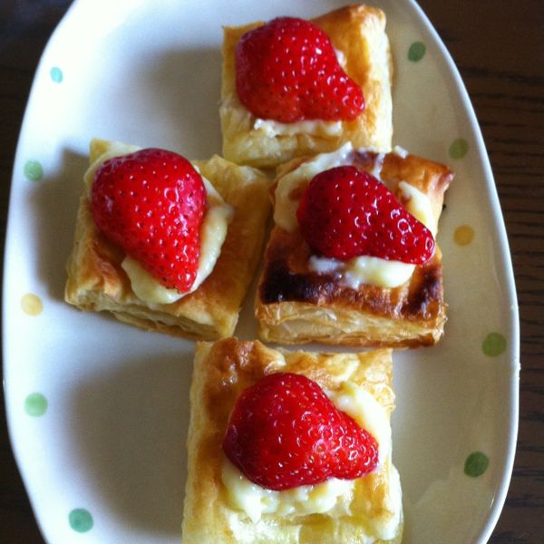 【厚生廚房】草莓甜心鬆派：楊翎育 一起做