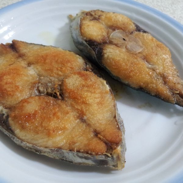 【厚生廚房】香煎薄鹽土魠 : 水晶一起做