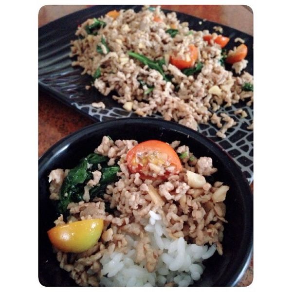 扒完三碗飯! 泰式打拋豬 食譜 : 張儷儷一起做