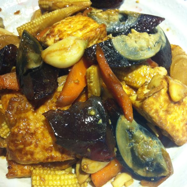 宮保皮蛋豆腐：Yoko Chou 一起做